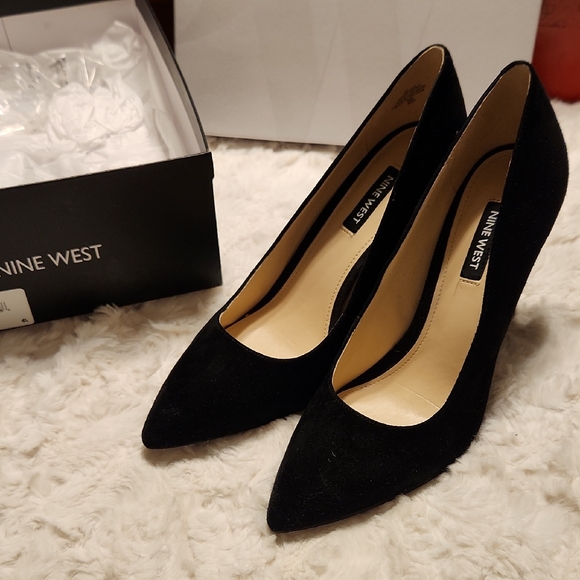 Nine West Shoes - Nine West Black Pointed Toe Suede Pumps